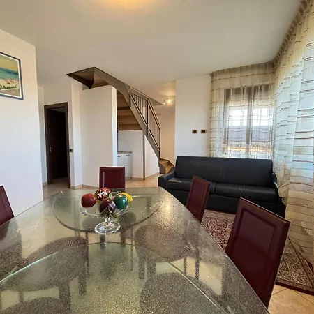 Skyline Apartament *